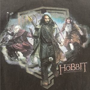 🧙‍♂️ The Hobbit Movie Graphic Tee — An Unexpected Journey